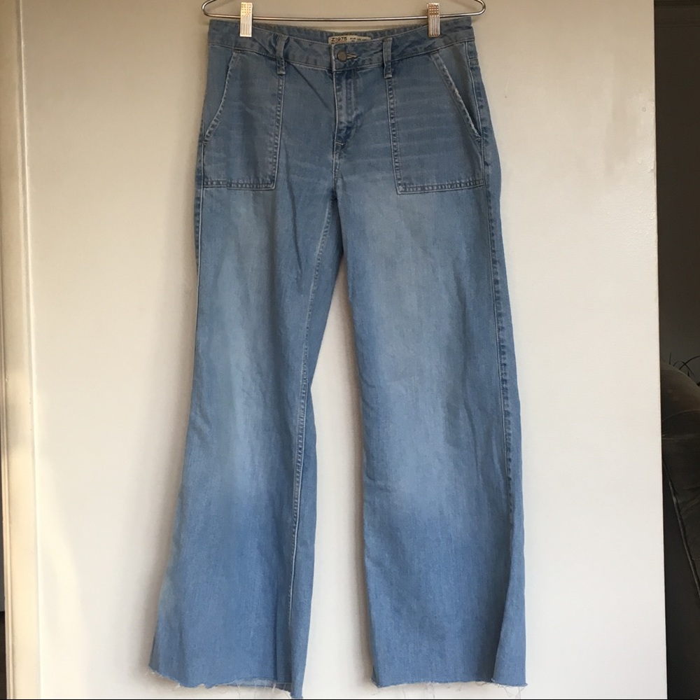 Z1975 Denim - Low Rise, Wide Leg Flare Jeans